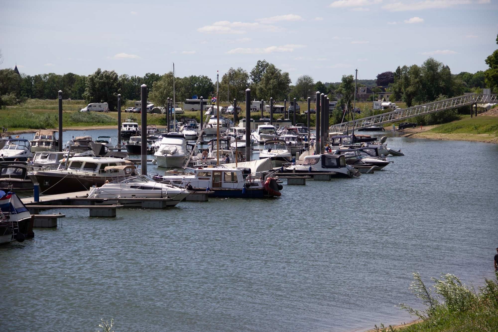 Jachthaven bij De Veerstal aan de Rhederland
